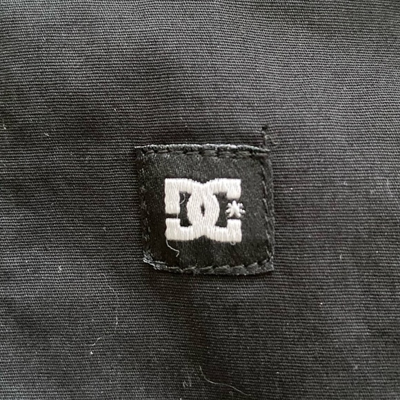 DC Black Shirt Size M - Picture 3 of 4
